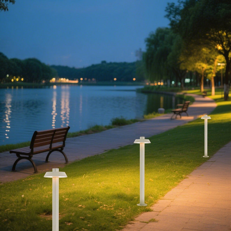 Classic Outdoor Light 7W-3000K (IP65) - Solar Powered & High Colour Rendering Index (CRI) 90+ & UV Protection