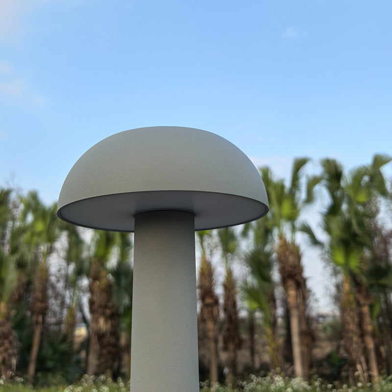 SOP0096-01 Outdoor Light - 3000K (IP65) - Solar Powered & High Colour Rendering Index (CRI) 90+ & UV Protection