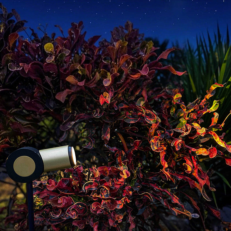 Spotlight 5W-3000K Outdoor Light (IP65) -Solar Power & High CRI 90+ & UV Resistant