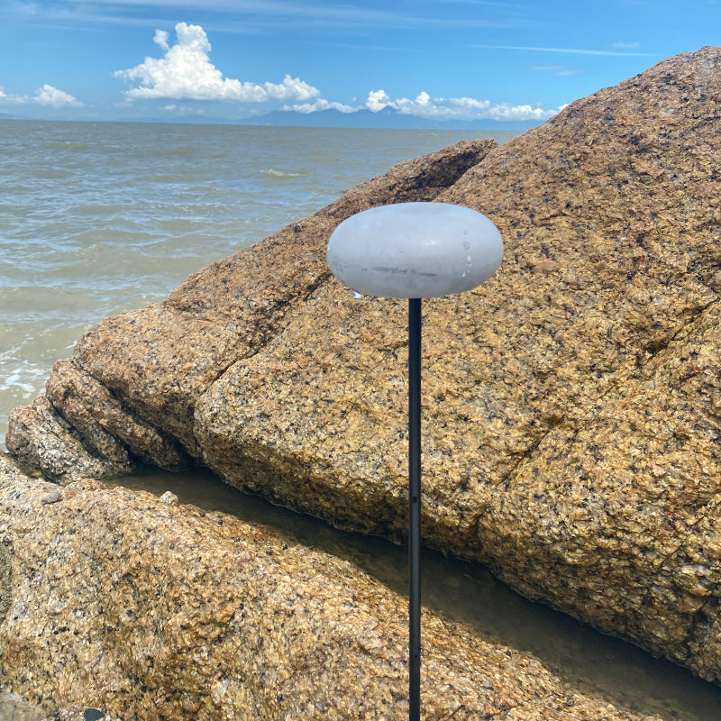 Stone outdoor lawn light