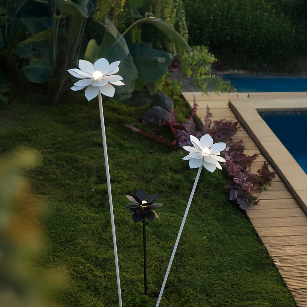 Lotus Flower-0.5W-3000K Outdoor Light (IP65) -Solar Power & High CRI 90+ & UV Resistant