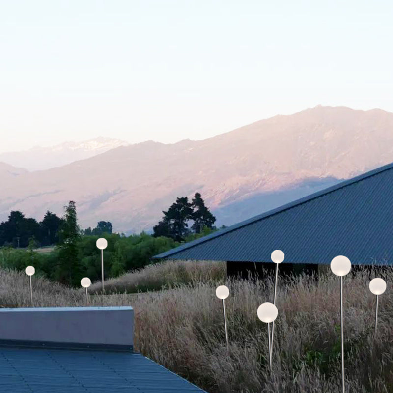 SOP0092-04 Spherical Outdoor Light - 3000K (IP65) - Solar Powered & High Colour Rendering Index (CRI) 90+ & UV Protection