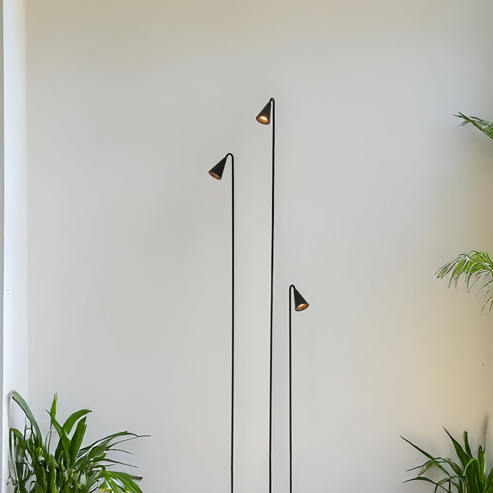 MOP0024-6W-3000K Outdoor Light (IP65) -Solar Power & High CRI 90+ & UV Resistant