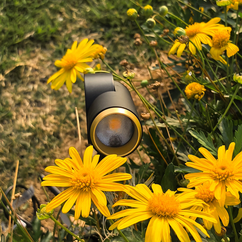 Spotlight 5W-3000K Outdoor Light (IP65) -Solar Power & High CRI 90+ & UV Resistant