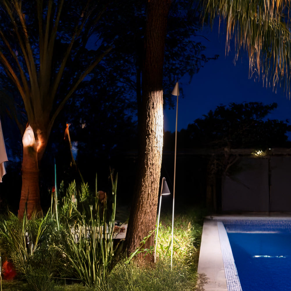 MOP0024-6W-3000K Outdoor Light (IP65) -Solar Power & High CRI 90+ & UV Resistant