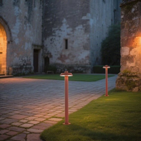 Classic Outdoor Light 7W-3000K (IP65) - Solar Powered & High Colour Rendering Index (CRI) 90+ & UV Protection
