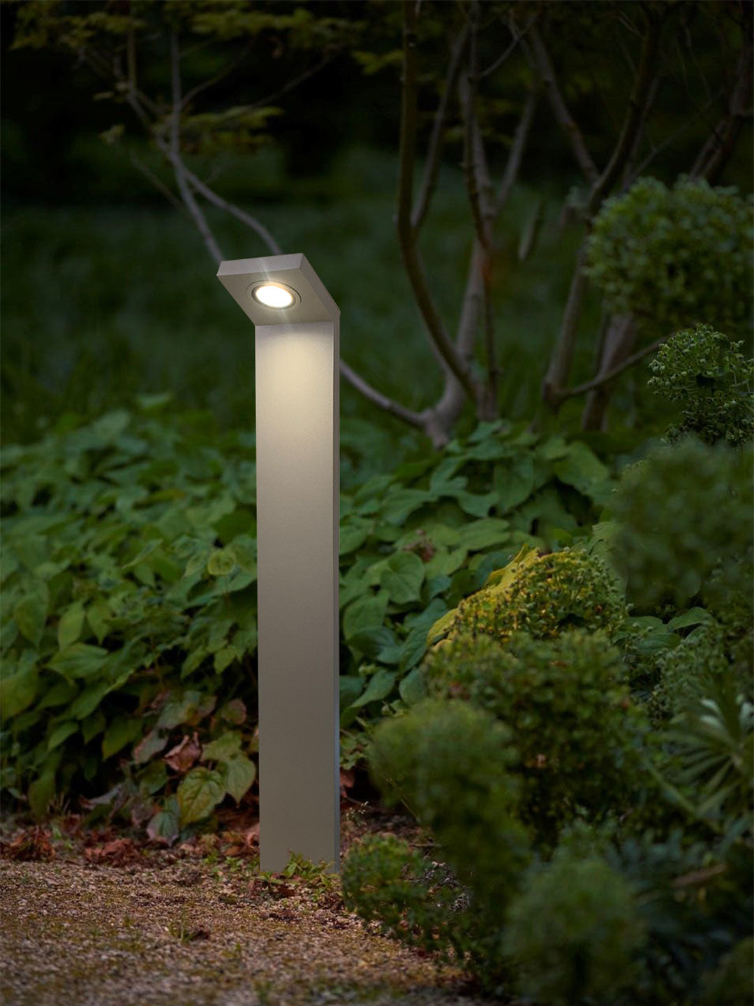 SOP0091-Outdoor Light - 3000K (IP65) - Solar Powered & High Colour Rendering Index (CRI) 90+ & UV Protection