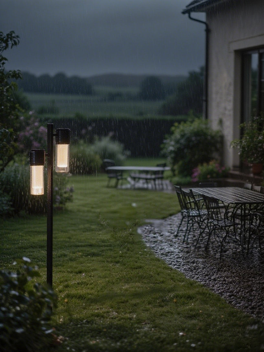 SOP0009-01 Outdoor Light - 3000K (IP65) - Solar Powered & High Colour Rendering Index (CRI) 90+ & UV Protection