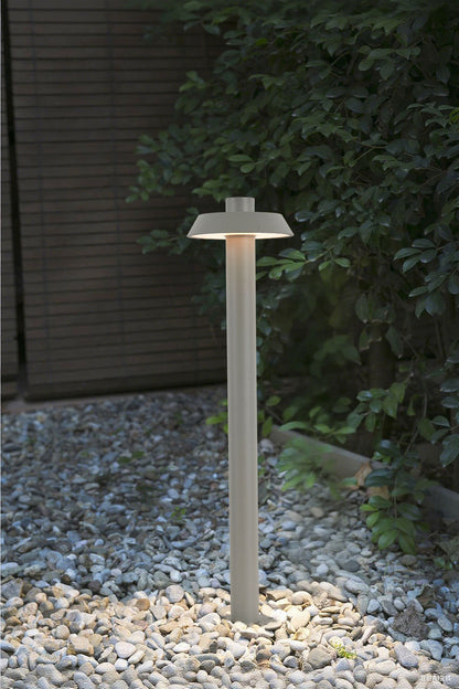 SOP0095-01 Outdoor Light - 3000K (IP65) - Solar Powered & High Colour Rendering Index (CRI) 90+ & UV Protection