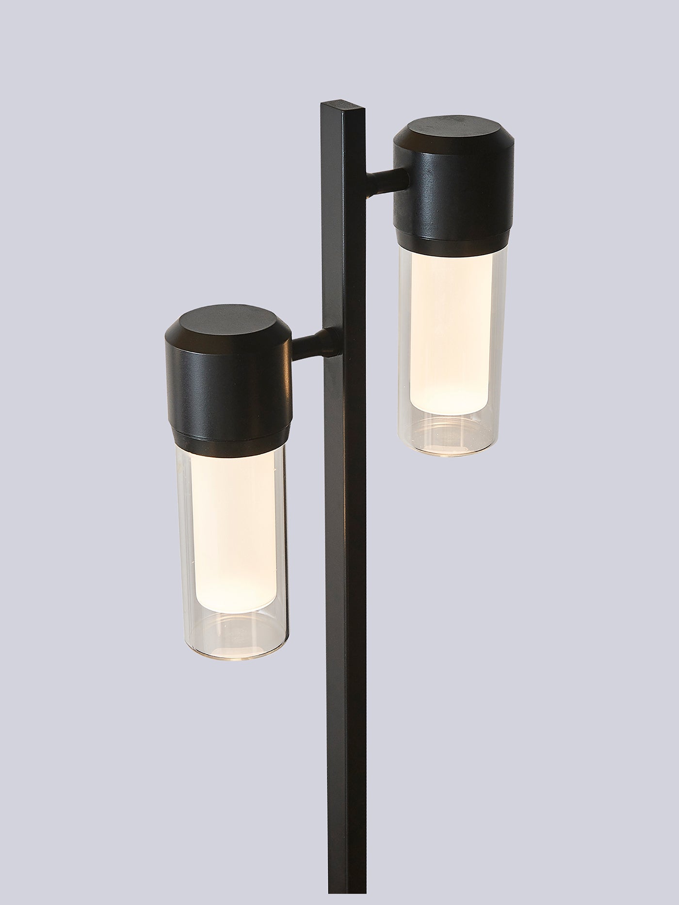 SOP0009-01 Outdoor Light - 3000K (IP65) - Solar Powered & High Colour Rendering Index (CRI) 90+ & UV Protection