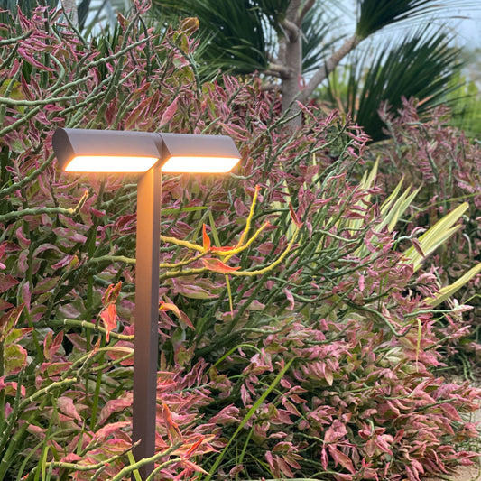 Square Wide Angle Outdoor Lights Recommended | RA90+ waterproof and rustproof, first choice for villa garden night landscape design.
